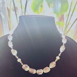 Crystal & Pearl necklace